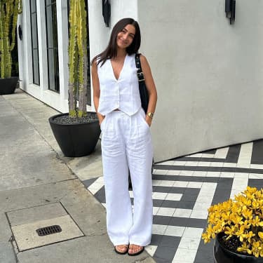 Guangzhou Wanlijia Clothing Co., Ltd.