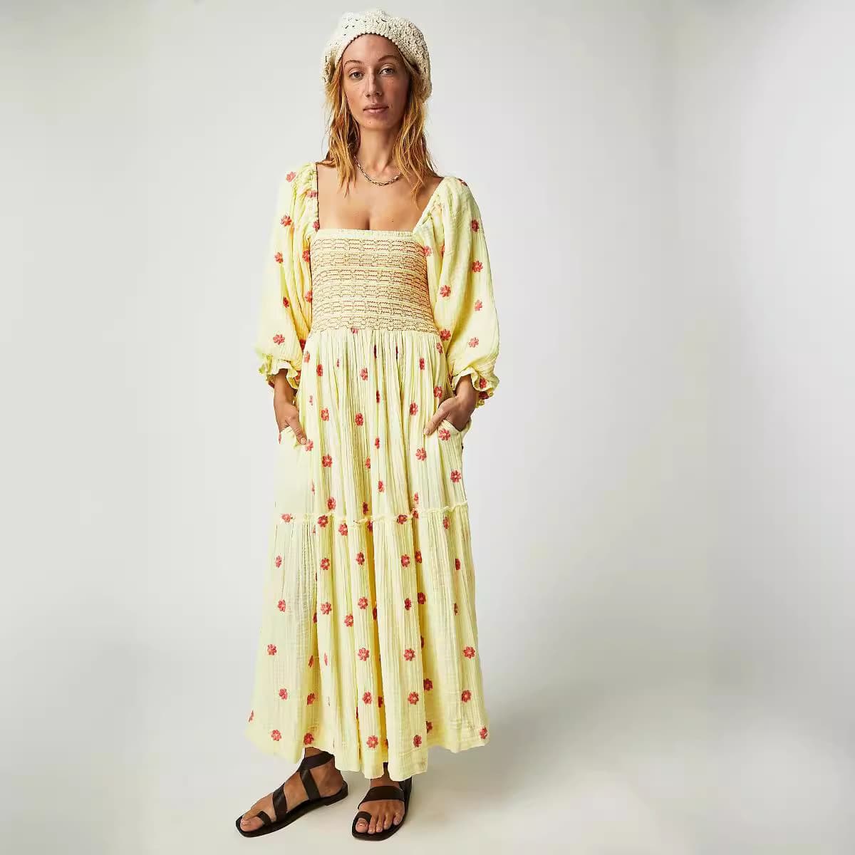 Guangzhou Yijia Fashion Co., Ltd.