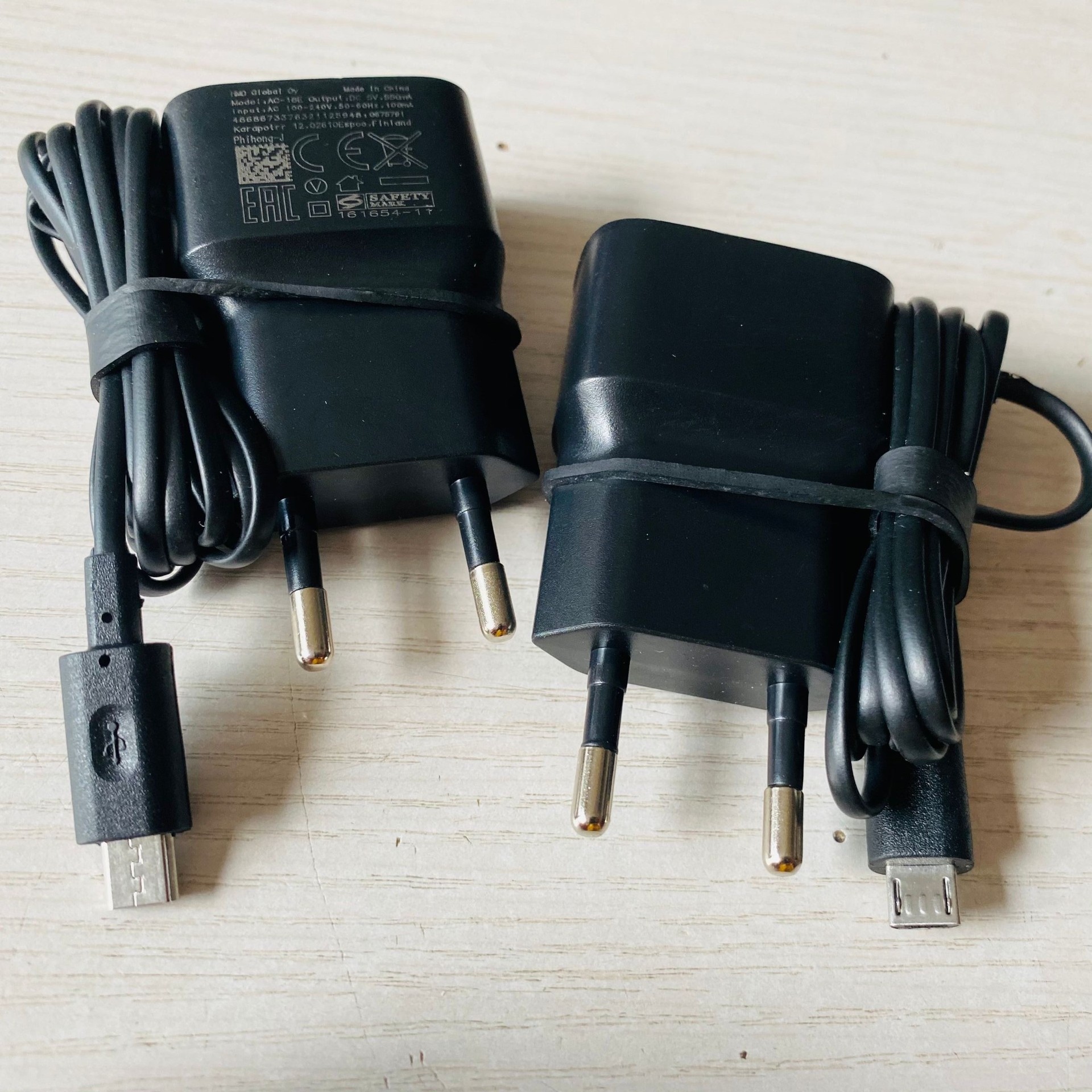 Зарядное устройство Micro USB Nokia V8 оптом из Китая