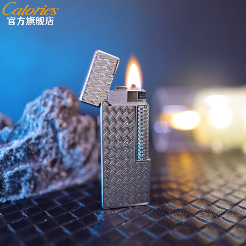 Латунная керосиновая зажигалка с боковым чирком оптом из Китая
