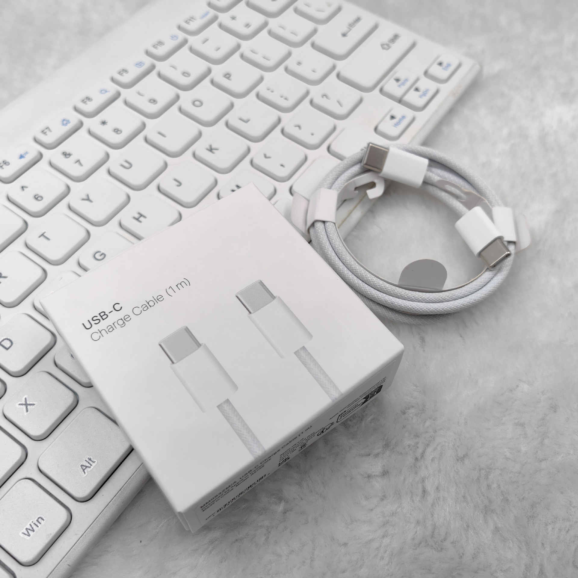 Кабель USB-C PD для быстрой зарядки Apple и других устройств оптом из