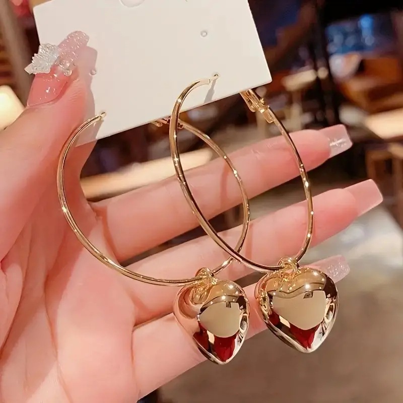 Модные кольца и серьги в форме сердца оптом из Китая