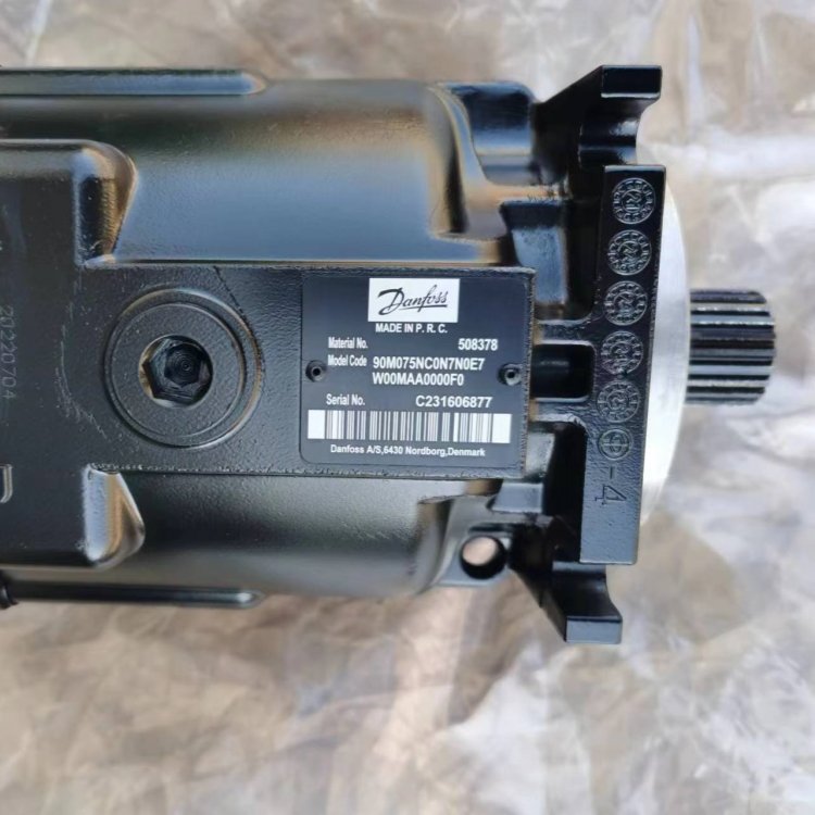 Промышленный поршневой насос Danfoss 90L130FH5BC80P7C80P7C8HBA3535 опт